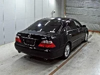 Цена авто Toyota Crown с аукционов Японии, номер кузова GRS182, пробег 73 000, оценка 2