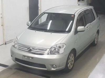 TOYOTA RAUM