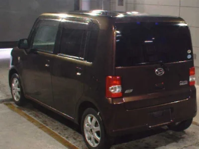 DAIHATSU MOVE CONTE