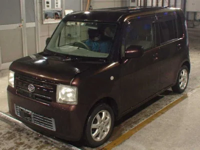 DAIHATSU MOVE CONTE