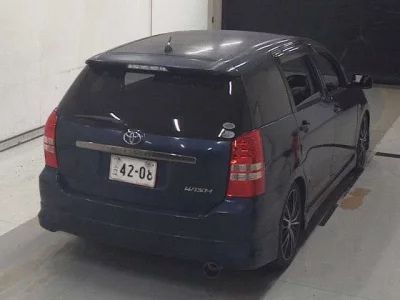 TOYOTA WISH