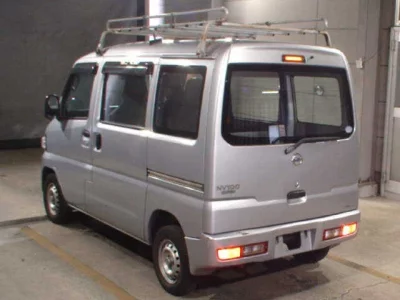 NISSAN CLIPPER VAN
