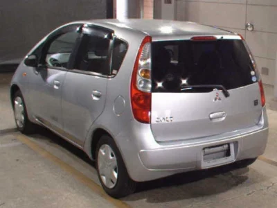 MITSUBISHI COLT