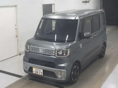 DAIHATSU WAKE
