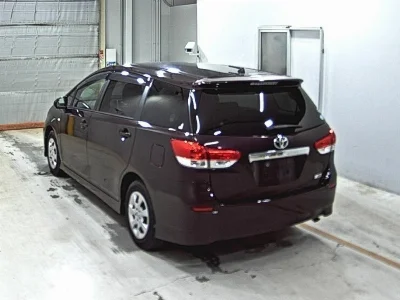 TOYOTA WISH