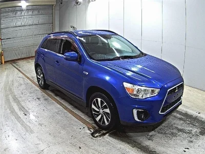 MITSUBISHI RVR