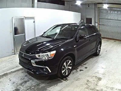 MITSUBISHI RVR