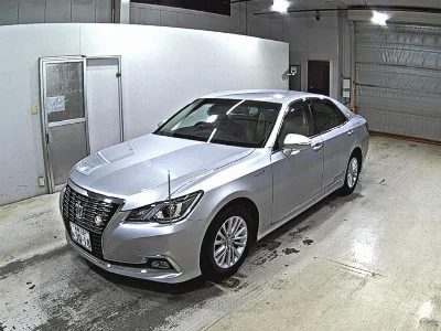 TOYOTA CROWN