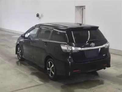 TOYOTA WISH