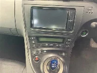 Цена авто Toyota Prius с аукционов Японии, номер кузова ZVW30, пробег 195 000, оценка 6