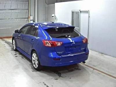 MITSUBISHI GALANT FORTIS SPORTBACK
