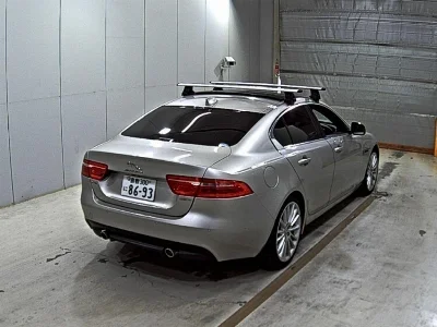 JAGUAR XE