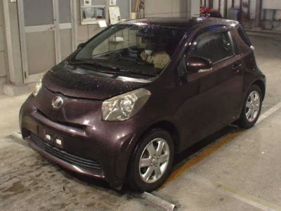 TOYOTA IQ