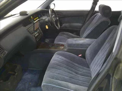TOYOTA CROWN MAJESTA