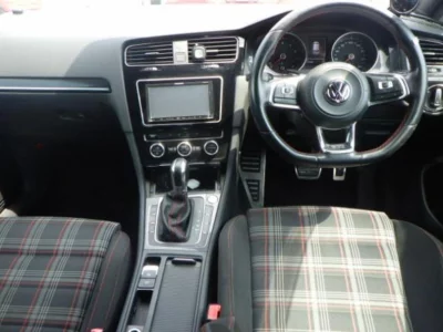 VOLKSWAGEN GOLF  GTI