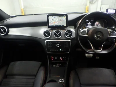 MERCEDES BENZ CLA SHOOTING BRAKE