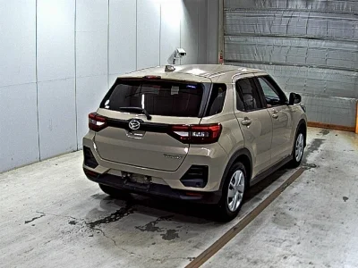 DAIHATSU ROCKY