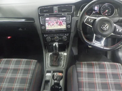 VOLKSWAGEN GOLF  GTI
