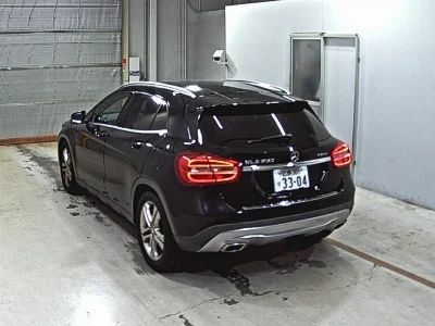 MERCEDES BENZ GLA