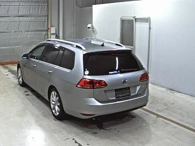 VOLKSWAGEN GOLF VARIANT