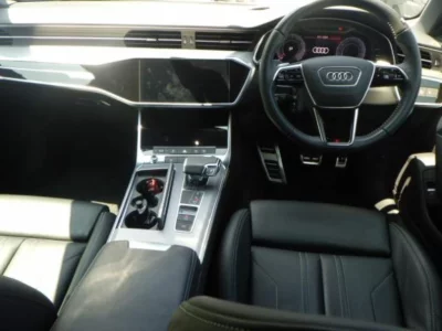AUDI A6 AVANTE