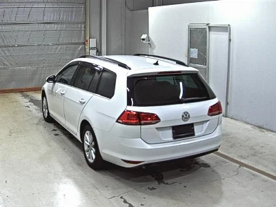 VOLKSWAGEN GOLF VARIANT
