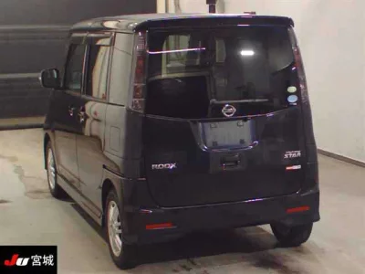 NISSAN ROOX
