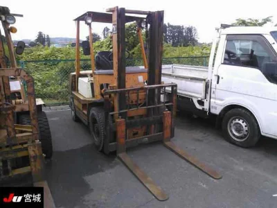 TOYOTA  FORKLIFT 