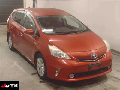 TOYOTA PRIUS ALPHA