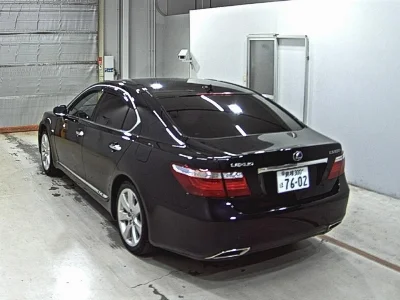 LEXUS LS
