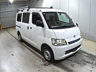 TOYOTA LITE ACE VAN