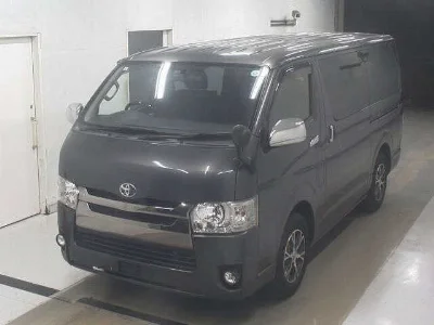 TOYOTA REGIUS VAN