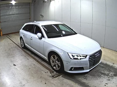 AUDI A4 AVANTE