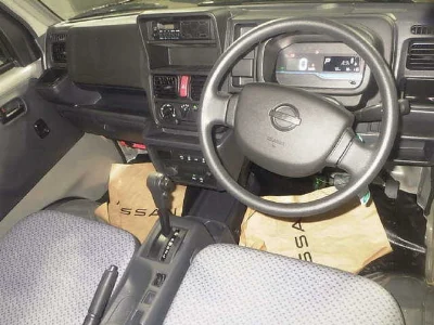 NISSAN CLIPPER TRUCK
