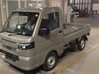 NISSAN CLIPPER TRUCK