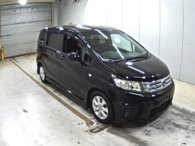 HONDA FREED SPIKE