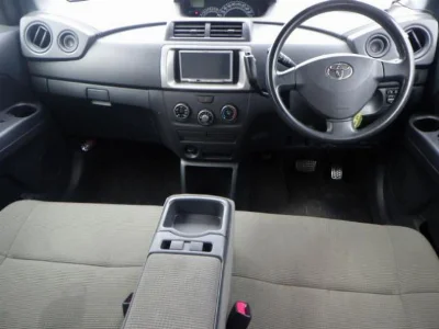 TOYOTA BB