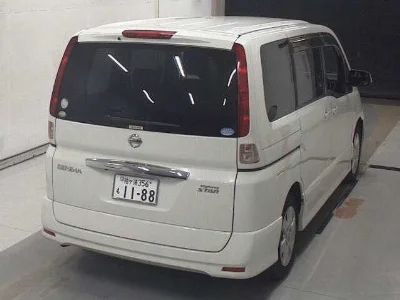 NISSAN SERENA