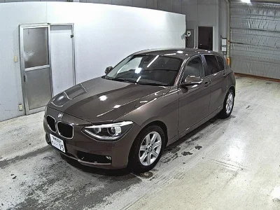 BMW 1 SERIES