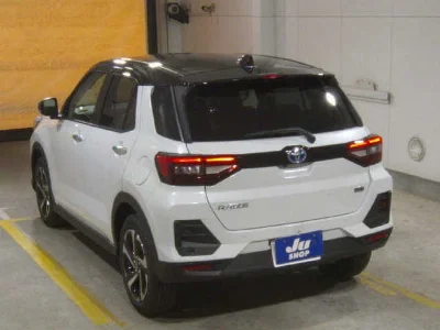 TOYOTA RAIZE