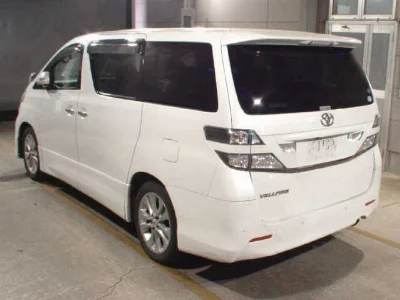 TOYOTA VELLFIRE