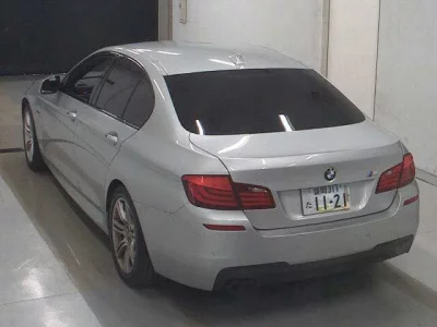 BMW 5 SERIES