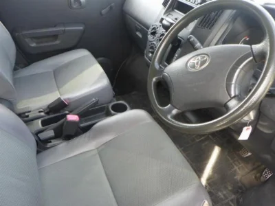TOYOTA LITE ACE VAN