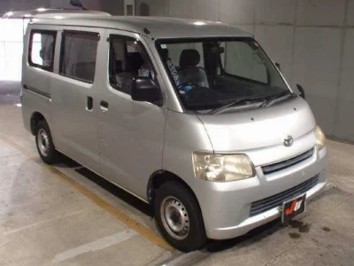 TOYOTA LITE ACE VAN
