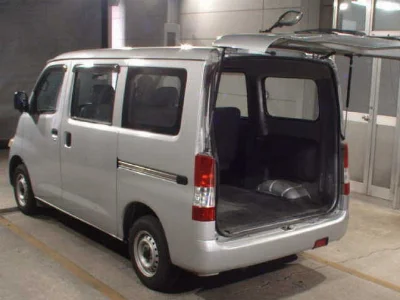 TOYOTA LITE ACE VAN