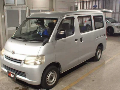 TOYOTA LITE ACE VAN