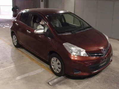 TOYOTA VITZ