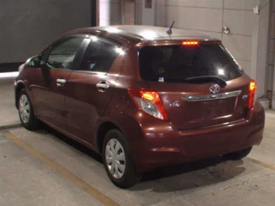 TOYOTA VITZ