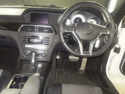 MERCEDES BENZ C CLASS