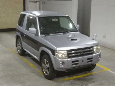 MITSUBISHI PAJERO MINI